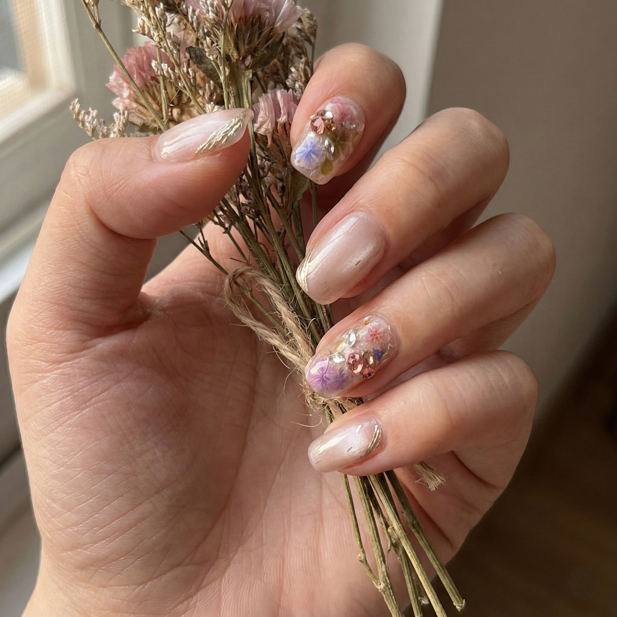 Pressed Blossom Champagne